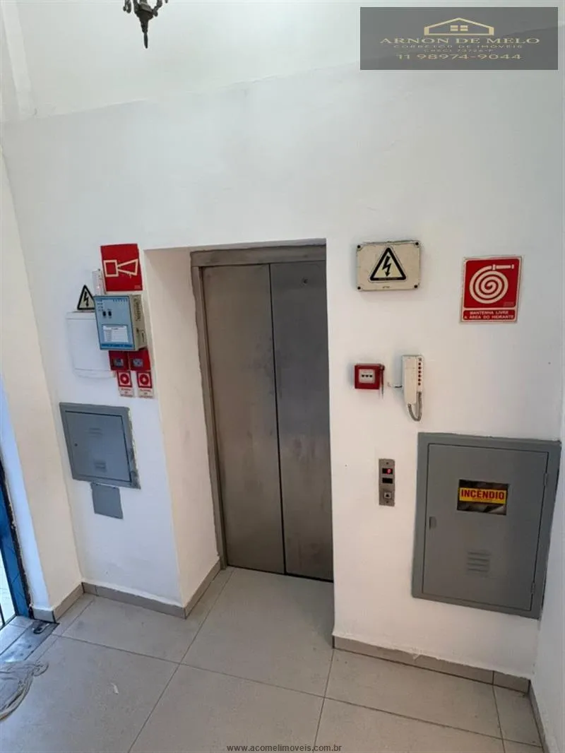 Imagem Prédios Comerciais para locação em Santos no bairro Gonzaga