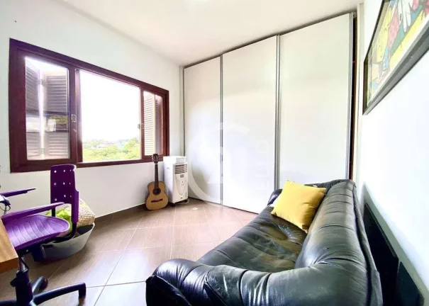 Imagem Casa com 4 dormitórios à venda, 325 m² por R$ 1.110.000,00 - Jardim São Vicente - Cotia/SP
