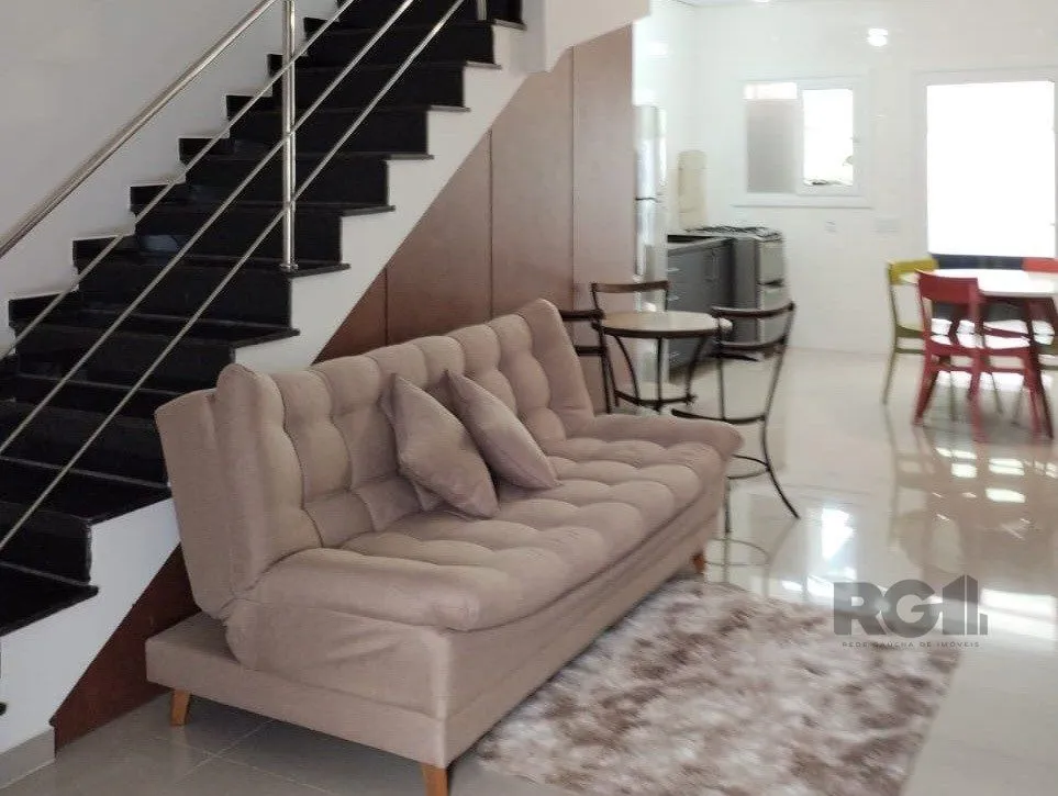 Imagem Casa para Venda - 178.4m², 3 dormitórios, sendo 1 suites, 2 vagas - Hípica