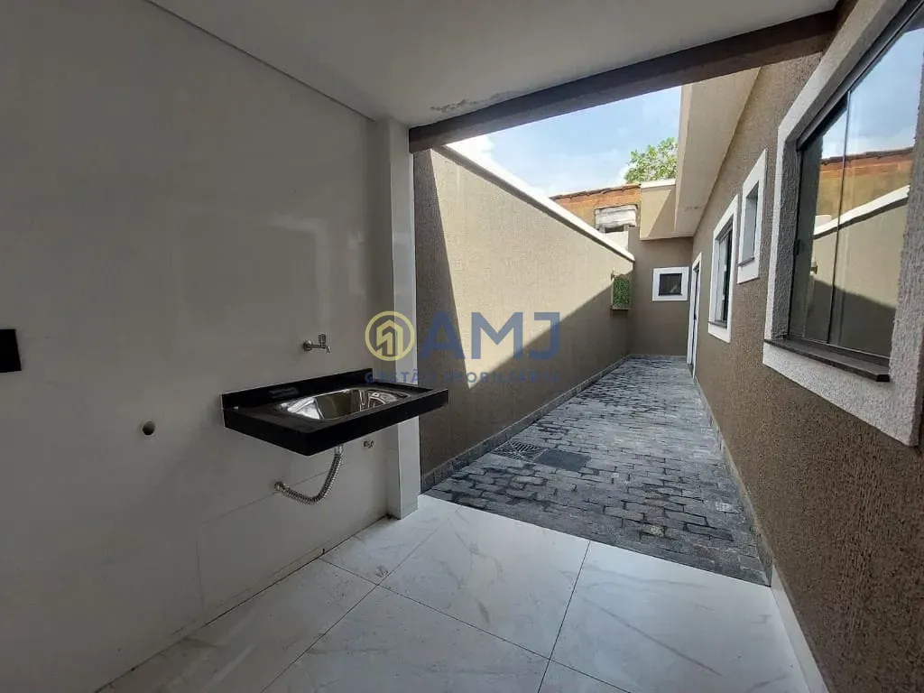 Imagem Casa com 3 dormitórios à venda, 150 m² por R$ 730.000,00 - Setor Faiçalville - Goiânia/GO