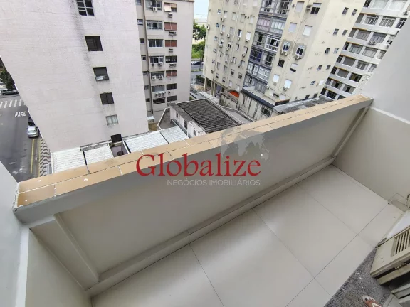 Imagem KITNET R$320.000,00, 37M², 01 QUARTO , SALA COM SACADA FRENTE, VISTA MAR, ELEVADOR, 01 VAGA COLETIVA E EXCELENTE LOCALIZAÇÃO