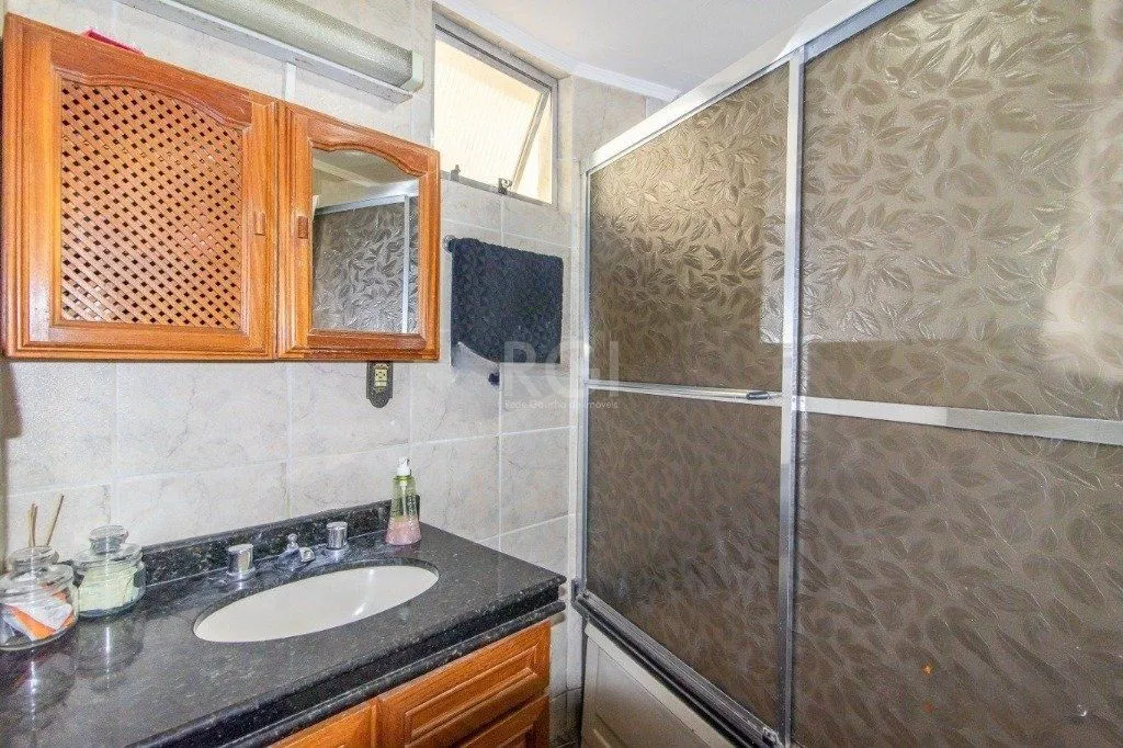 Imagem Apartamento de 77m², Bairro Menino Deus