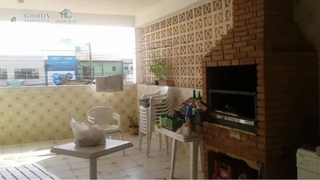 Imagem Espaço Comercial ou Residencial no Centro de Pindamonhangaba - Em frente à