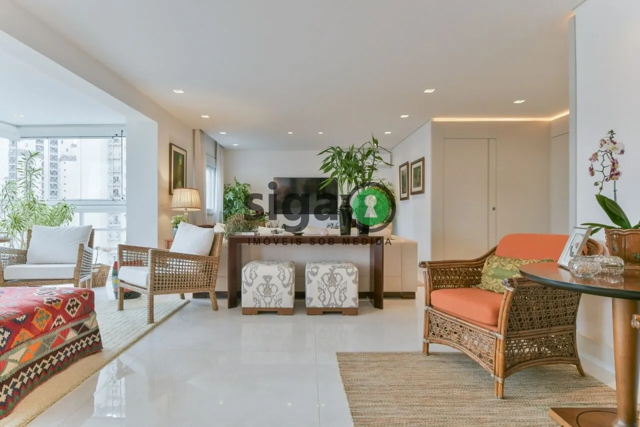 Imagem Apartamento com 201 m², 4 quartos sendo 3 suítes à venda no bairro Panamby.