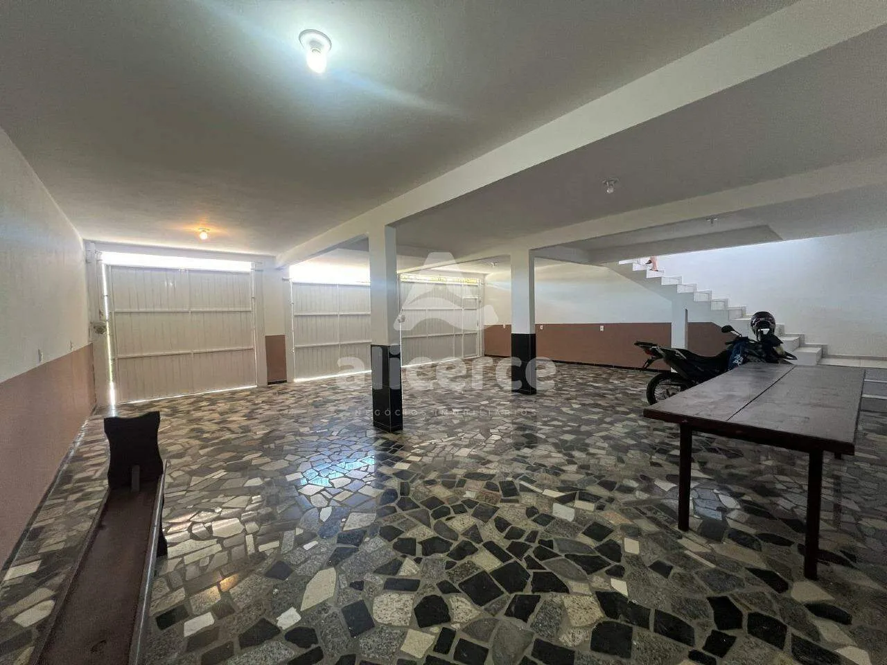 Imagem Casa à venda com 3 quartos 1 suíte, 210m² em Potecas São José