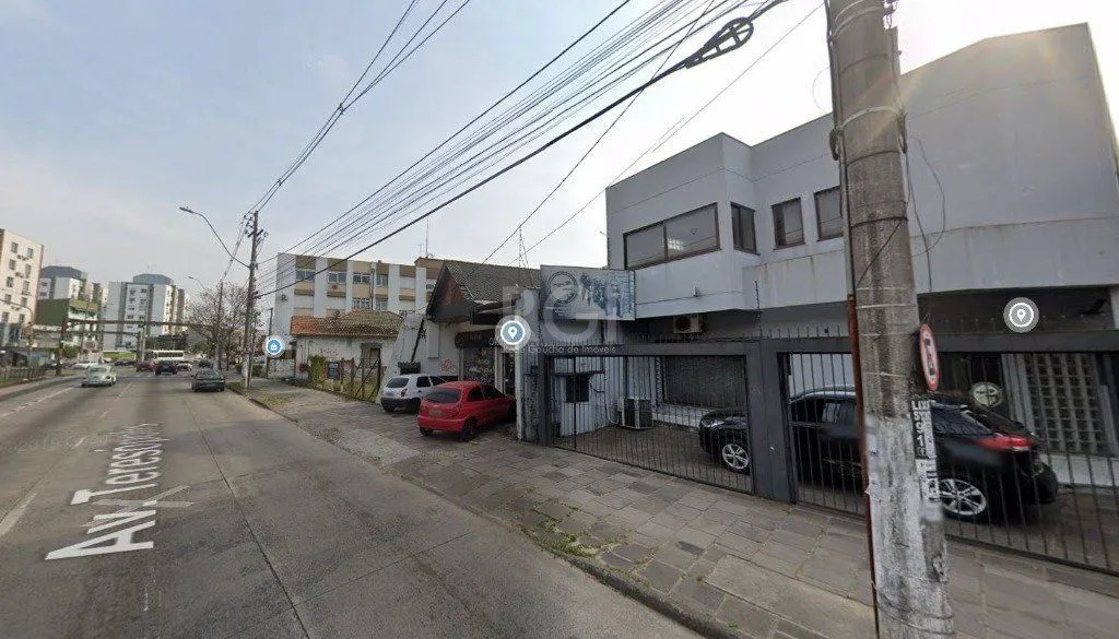 Imagem Terreno para Venda - 465.5m², 0 dormitórios, Teresópolis