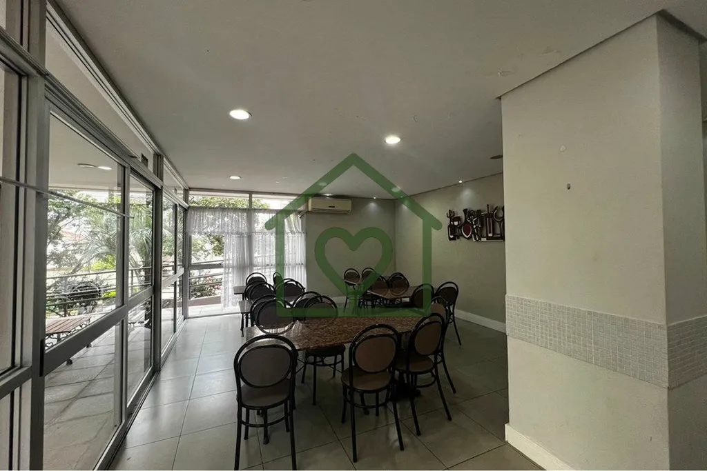 Imagem Descubra o conforto e a praticidade deste encantador apartamento à venda em Azenha, Porto Alegre, l...