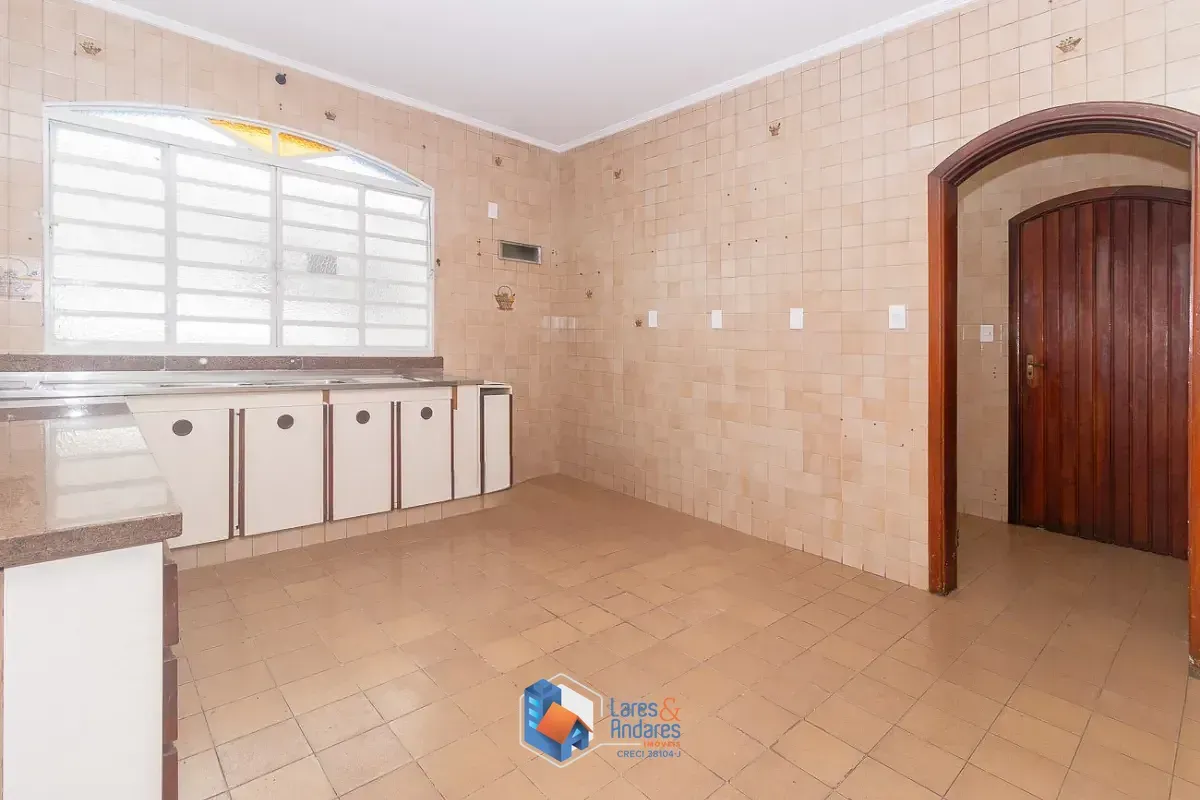 Imagem Casa para venda em Chácara São João com 3 quartos, sendo 2 suítes, 290m²