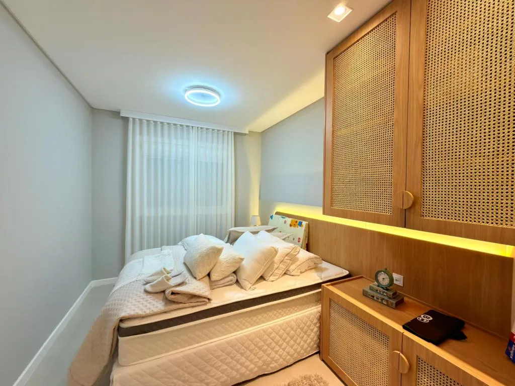 Imagem Apartamento 3 Dormitórios - Bairro Navegantes