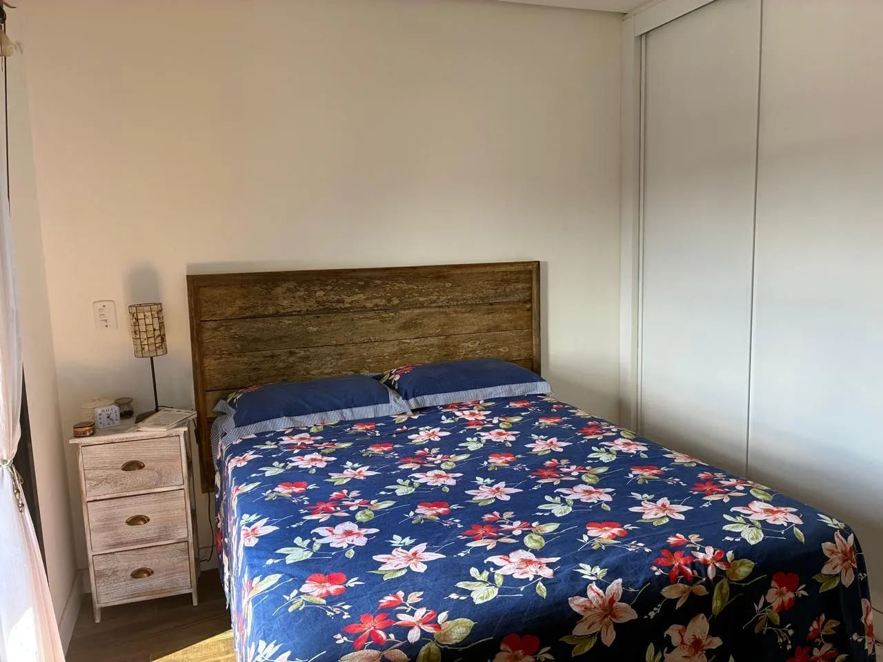 Imagem Vende-se apartamento com 2 quartos (1 suíte), 79m² e 2 vagas - Rua Eduardo chartier 190