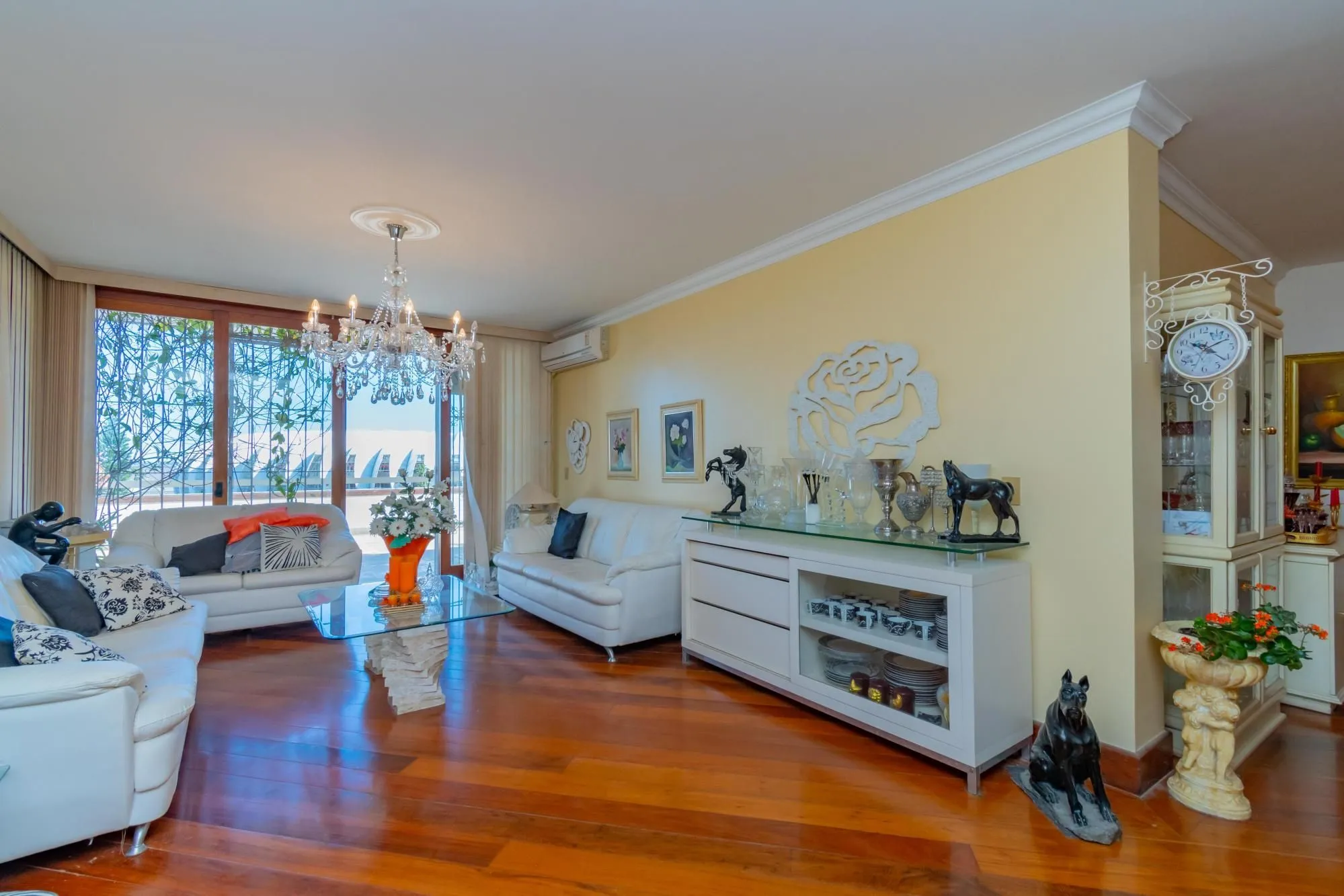 Imagem Cobertura horizontal, alto padrão, bairro Santa Tereza, 341m² área privativa, 02 vagas garagem!