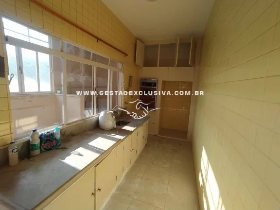 Imagem SOBRADO CENTRO ITATIBA SALÃO COMERCIAL e 4 DORM 464m² ÁREA ÚTIL