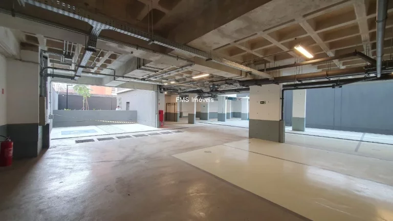 Imagem Loja comercial para locação em São Paulo-SP, Campo Belo: 4 banheiros, 5 vagas, 390m² de área!