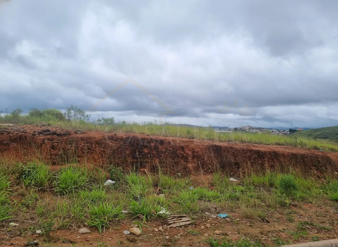 Imagem Terreno 300 m² à venda em Região Urbana Homogênea XVI, Poços de Caldas