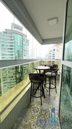Imagem Apartamento Zona Central para Venda em Balneário Camboriú, CENTRO, 4 dormitórios, 4 suítes, 5 banheiros, 3 vagas