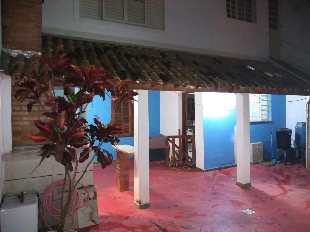 Imagem Casa à venda 3 Quartos, 1 Suite, 3 Vagas, 200M², Parque São Francisco, Guaratinguetá - SP