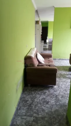 Imagem Casa com 3 dormitórios, 2 banheiros