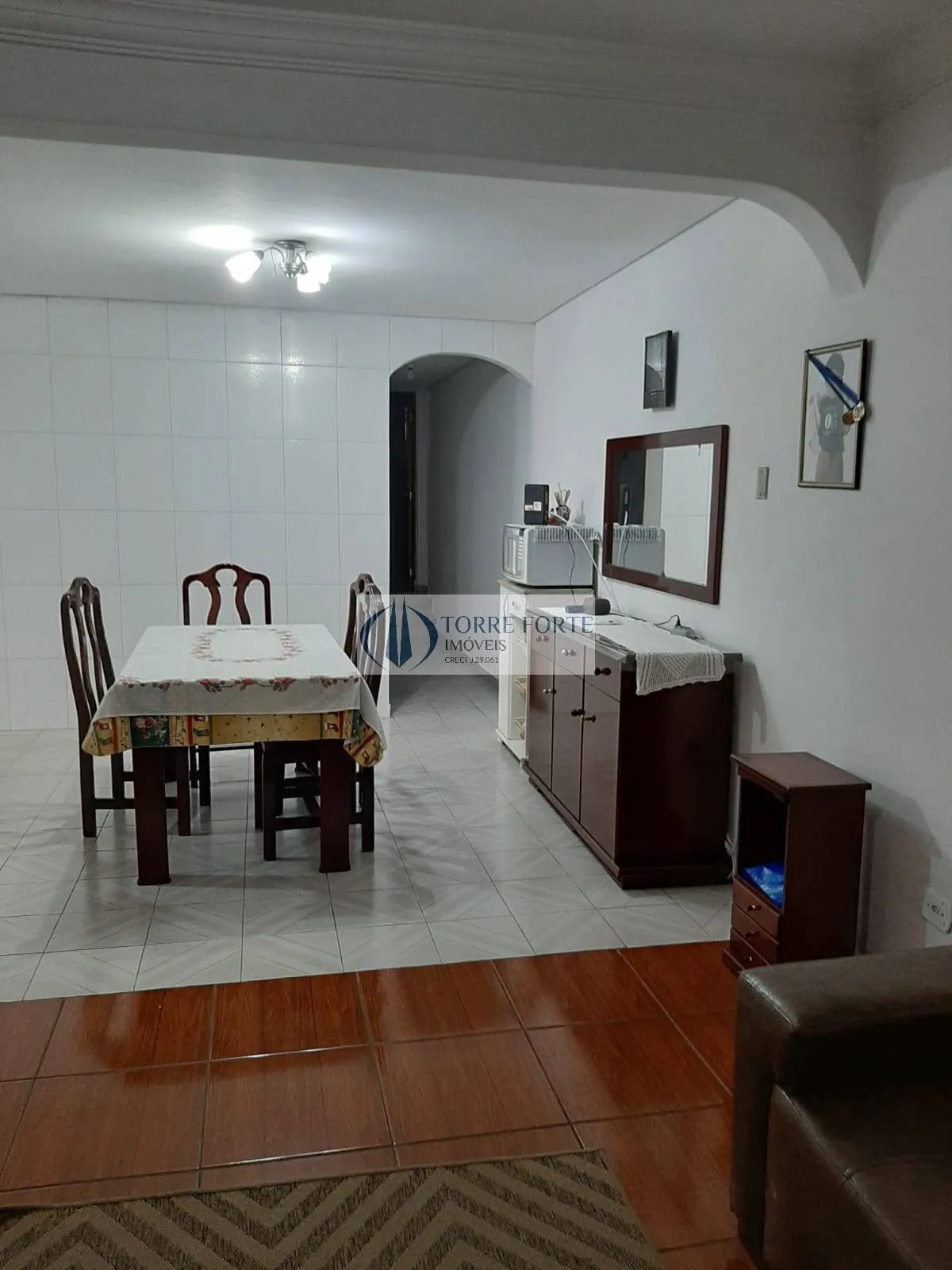 Imagem Casa com 4 dormitórios 3 vagas na Vila California