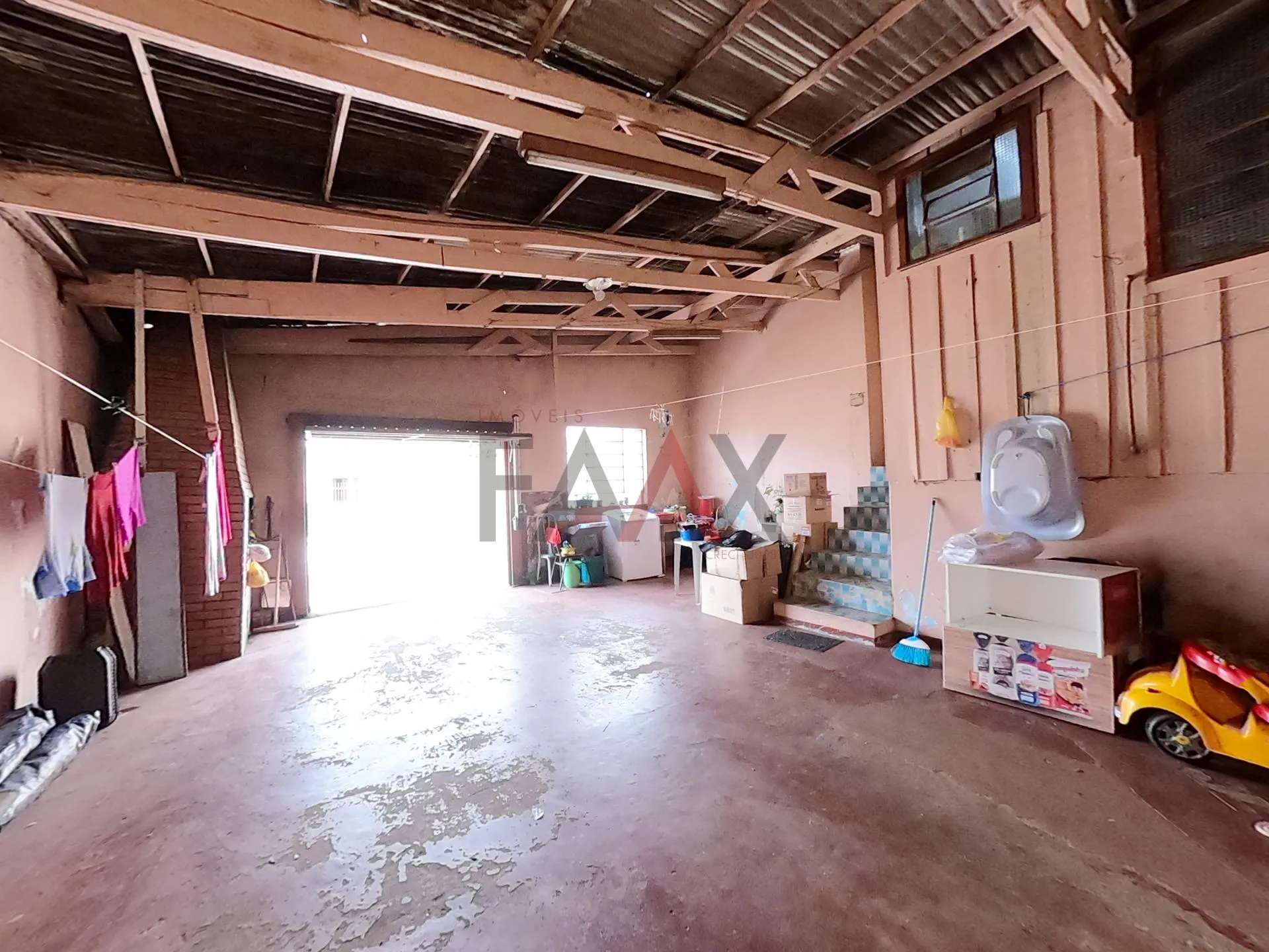 Imagem Casa com 3 salas comerciais à venda, Próximo a Paróquia Santana, SANTANA, GUARAPUAVA - PR