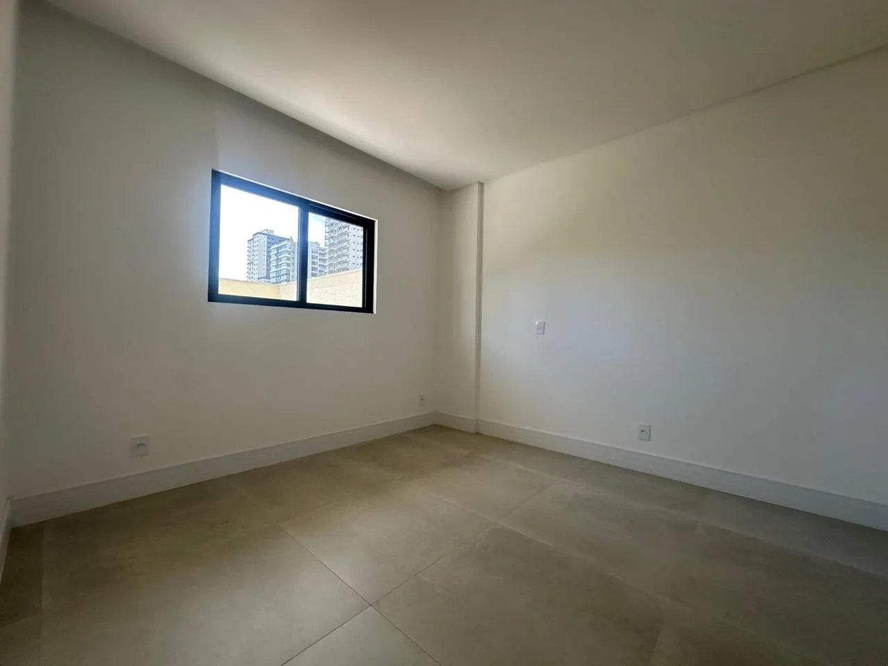 Imagem Apartamento com vista para o mar à venda com 97m2 por R$ 1.500.000,00