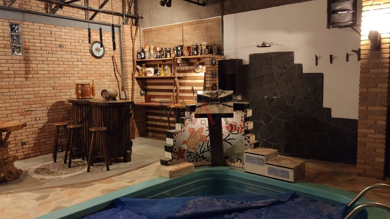 Imagem Casa à venda com ótimo terreno de 2.500m próximo ao Parque Trianon
