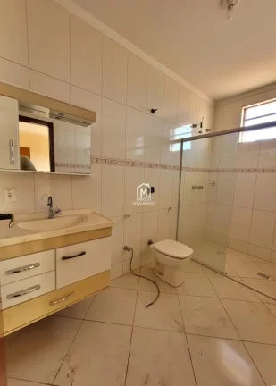 Imagem Residencial e Comercial para Venda em Limeira / SP no bairro Vila Cristóvam