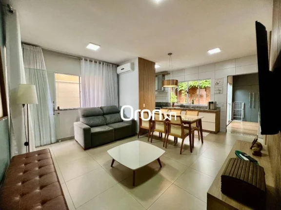 Imagem Casa com 3 dormitórios à venda, 130 m² por R$ 820.000,00 - Jardim Guanabara II - Goiânia/GO