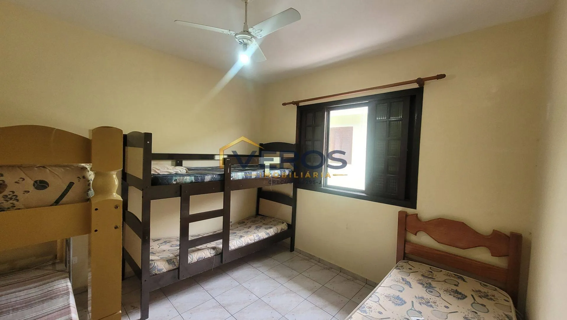 Imagem Casa em Condomínio a venda com 2 suítes na Martim de Sá Caraguatatuba