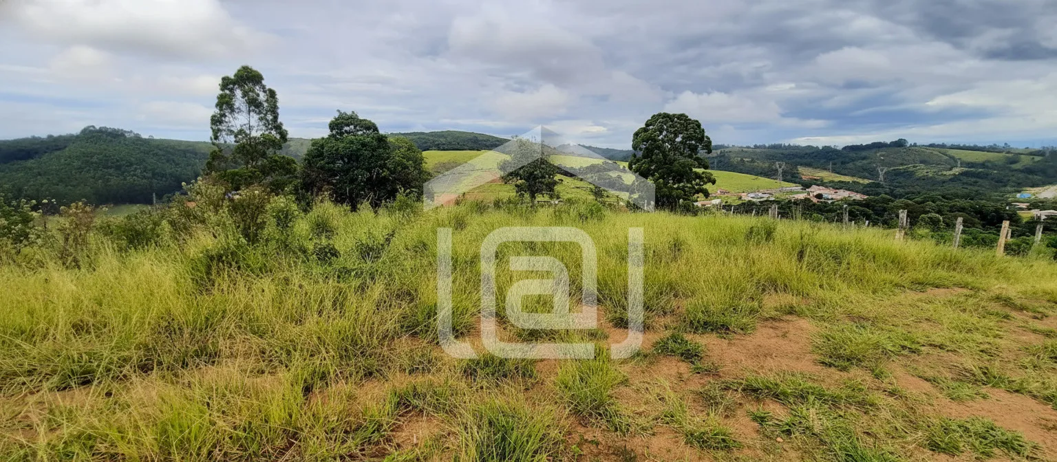 Imagem Terreno à venda em Laranjeiras, Caldas