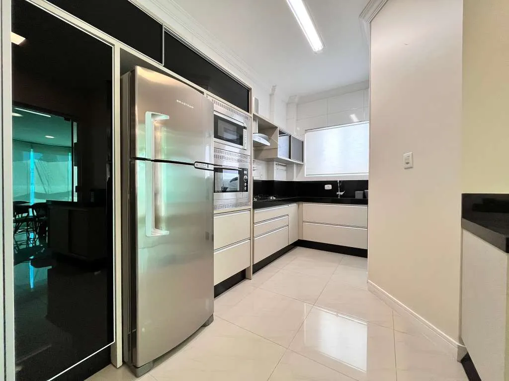 Imagem Apartamento à venda com 194m2 por R$ 2.950.000,00