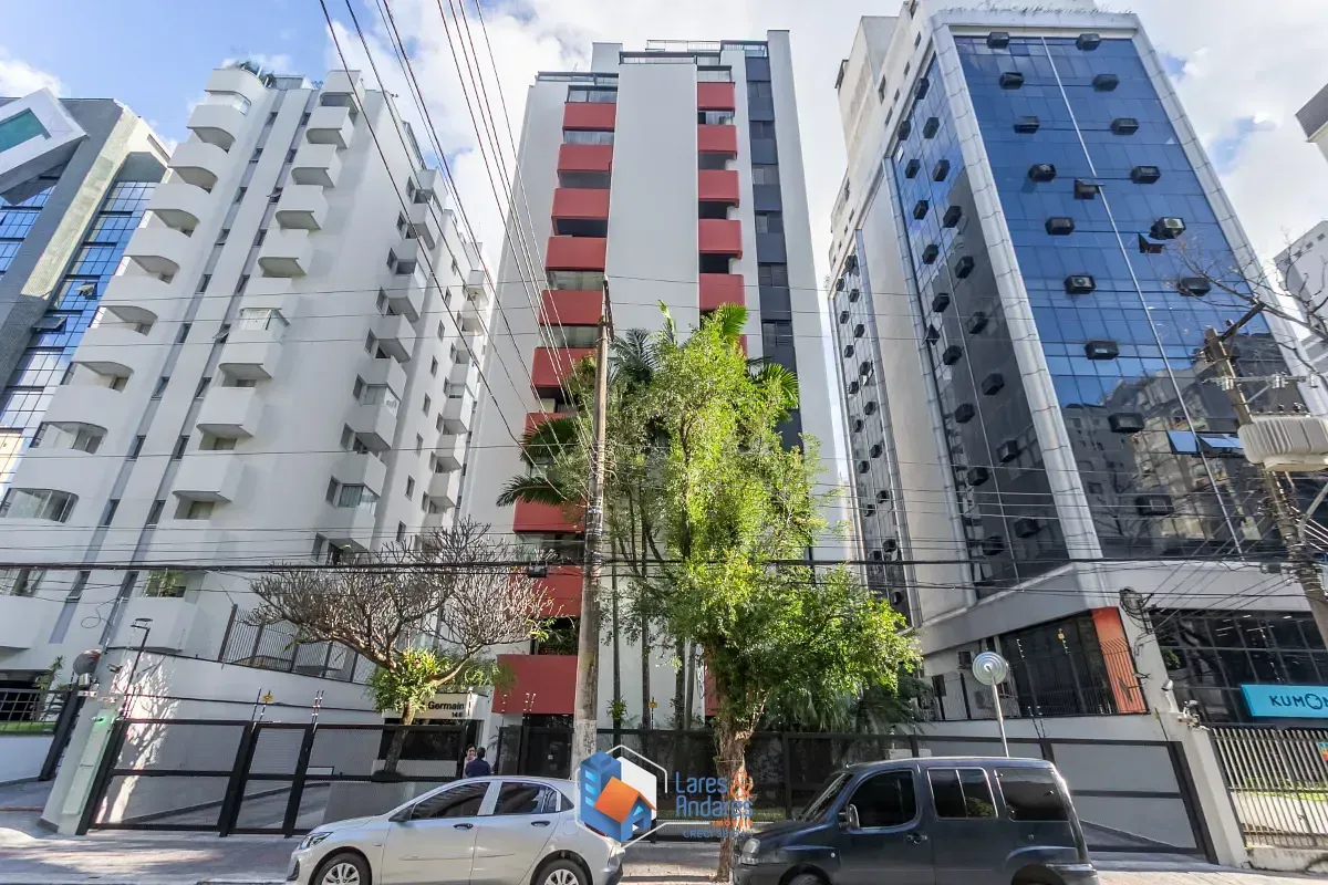 Foto do imóvel Apartamento para venda em Moema com 3 quartos, sendo 1 suíte, 120m² em Avenida Divino Salvador