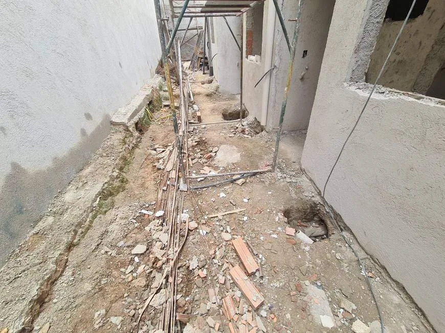 Imagem Casa Duplex em Obras - BH - Planalto - 3 Quartos (1 Suíte) - 2 Vagas