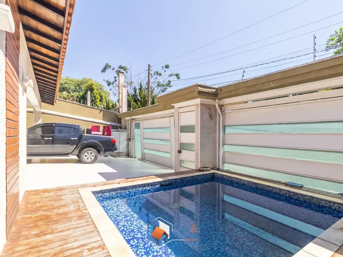 Imagem Casa para venda em City América com 4 quartos, sendo 2 suítes, 246m²