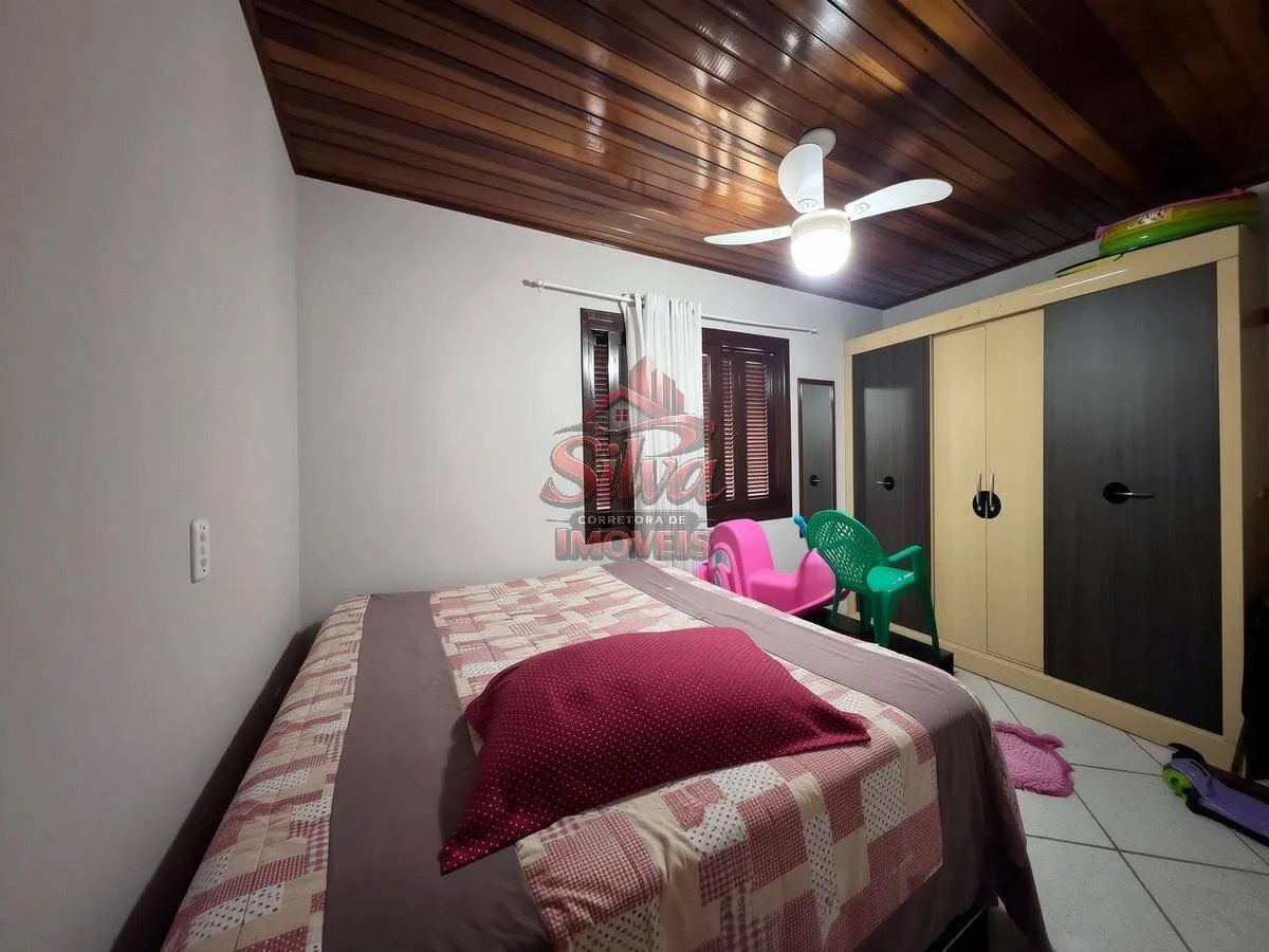 Imagem C607 | Casa com quiosque à venda a 100m do mar no Mariluz