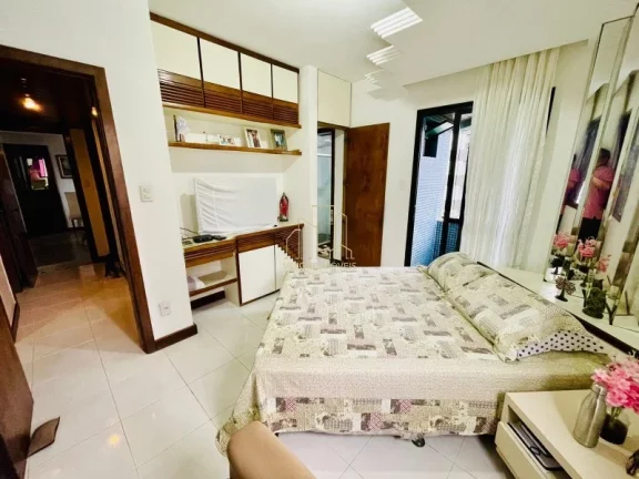 Imagem Apartamento bem localizado e amplo com três quartos a venda na Pituba