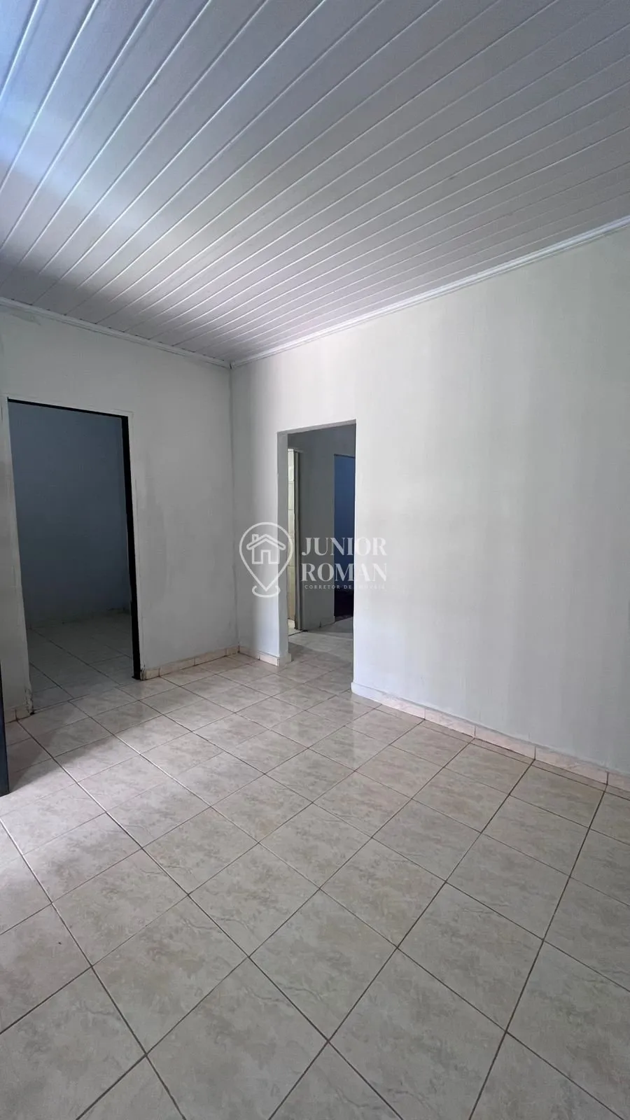 Imagem CASA 03 DORM 210M2 l PORTÃO ELETRICO - VILA DOS FUNCIONÁRIOS - BARREIRAS/BA