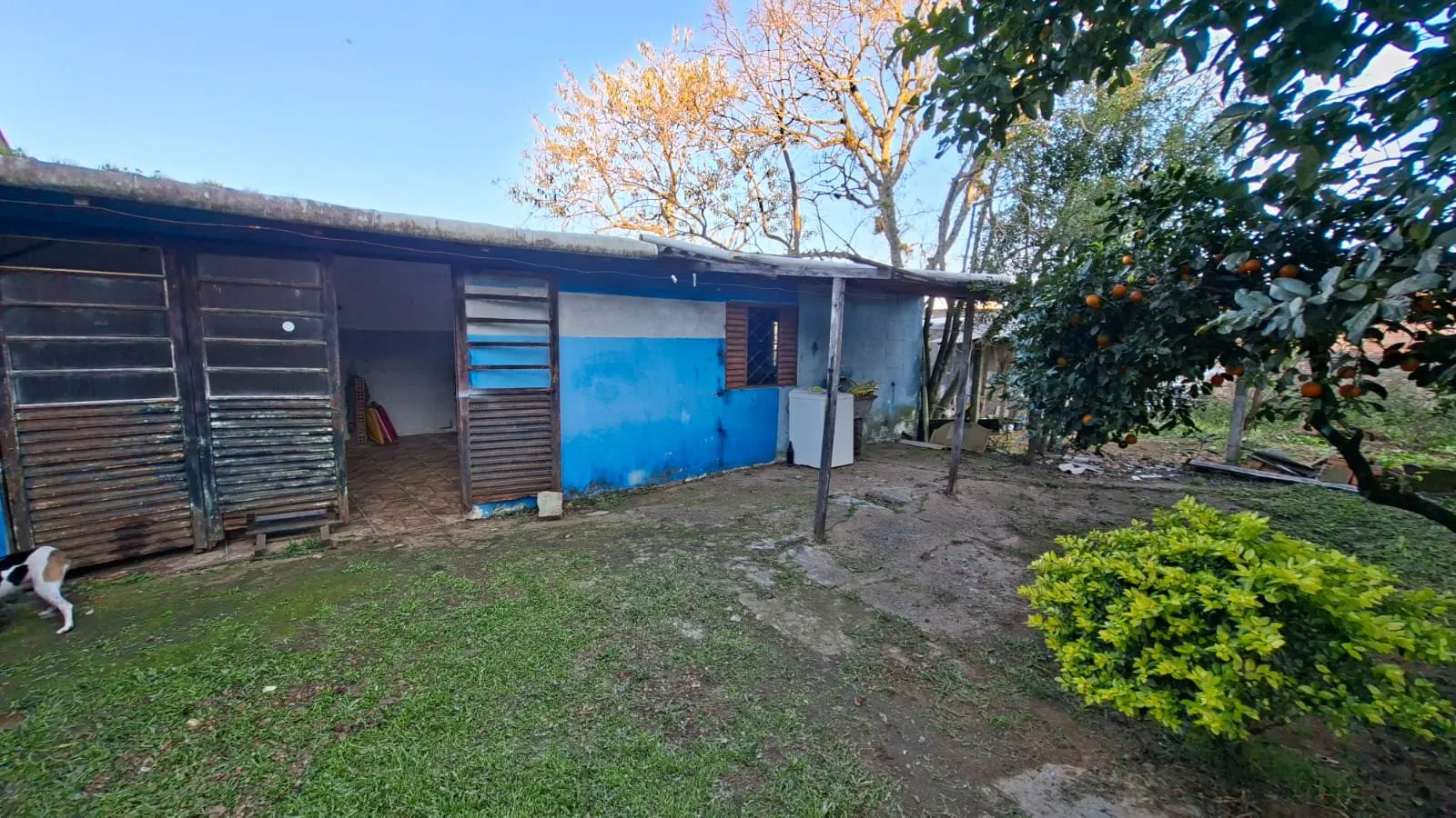 Imagem Casa com amplo pátio e excelente espaço no bairro Mendanha!