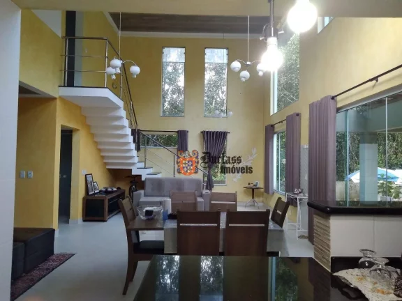 Imagem Sobrado com 4 dormitórios à venda, 157 m² por R$ 1.790.000,00 - Guaratuba - Bertioga/SP