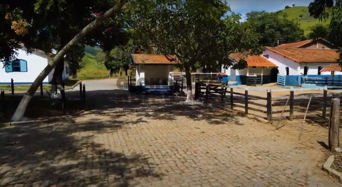 Imagem Fazenda de 1049 alqueires à venda em Santa Branca com 180 nascentes
