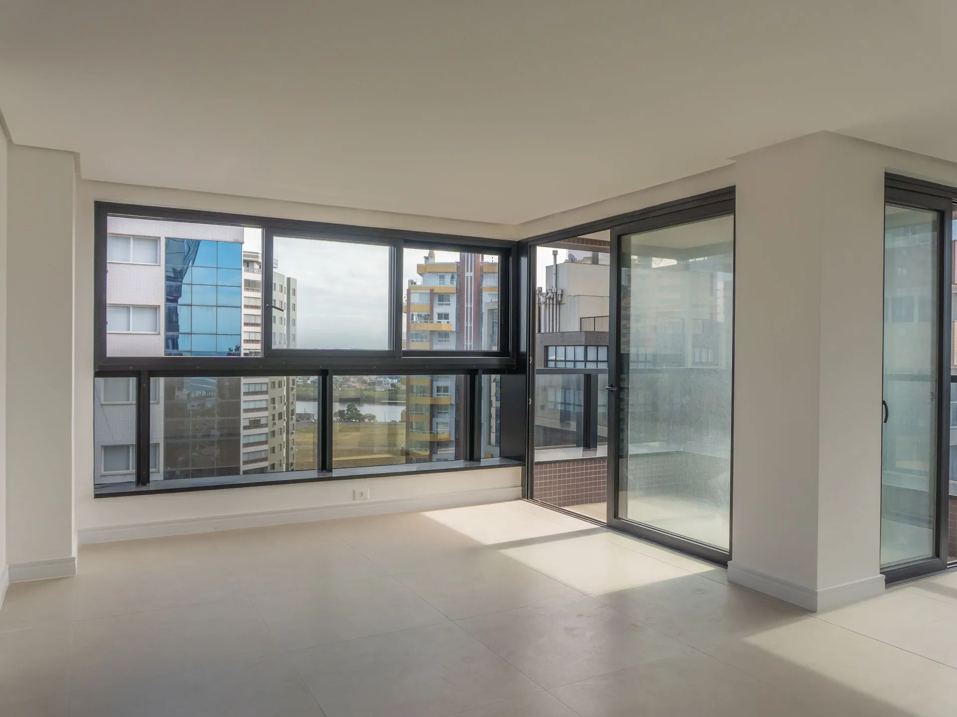 Imagem Apartamento à venda em Torres, Praia Grande, com 3 quartos, 117.97m2