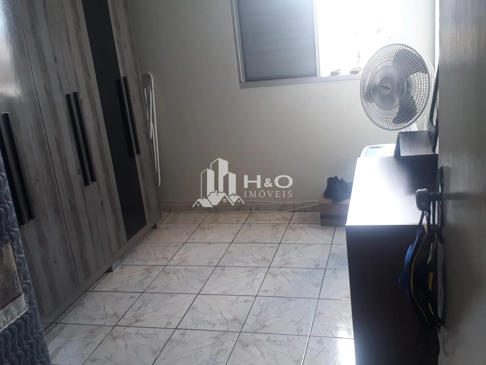 Imagem Apartamento no Jardim Nélia | 2 Dormitórios, Vaga e Sacada