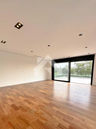 Imagem Casa de Condomínio em Alphaville - Santana de Parnaíba
