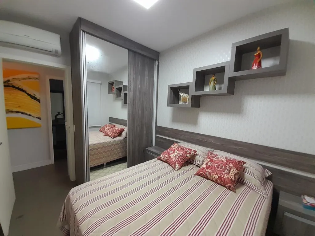 Imagem Apartamento 4 Dormitórios - Bairro Navegantes