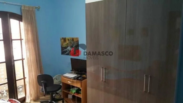 Imagem Sobrado à venda 3 Quartos, 3 Suites, 4 Vagas, 210M², Osvaldo Cruz, São Caetano do Sul - SP