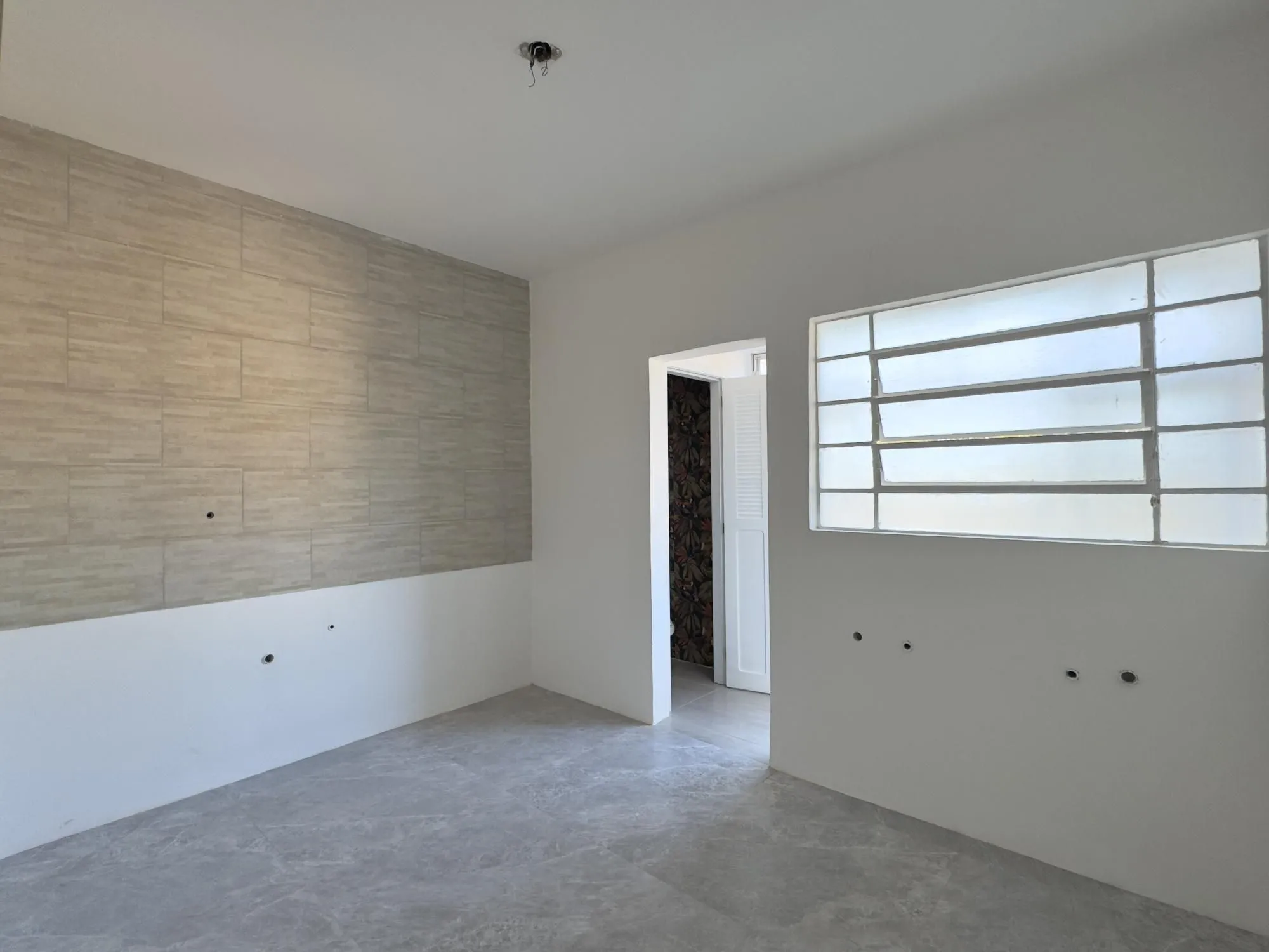 Imagem Apartamento reformado de 68m², 2 dormitórios no bairro Praia de Belas