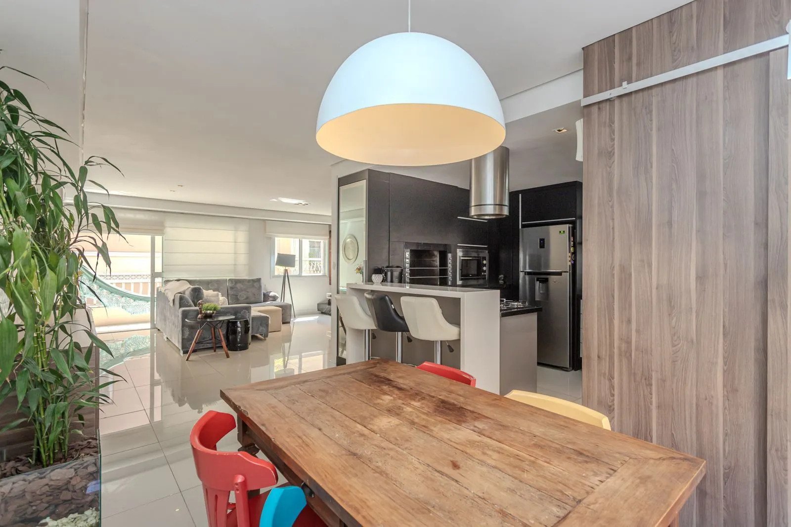 Imagem Casa com 3 suítes, Jacuzzi e vista panorâmica para o Guaíba