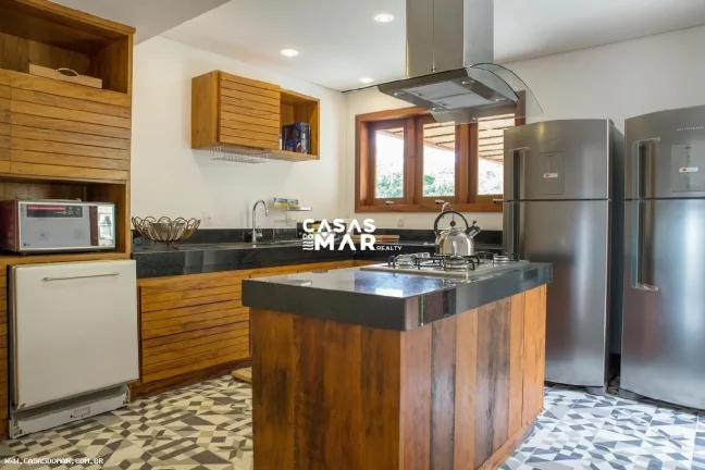 Imagem Casa para Venda em Armação dos Búzios / RJ no bairro Ferradura