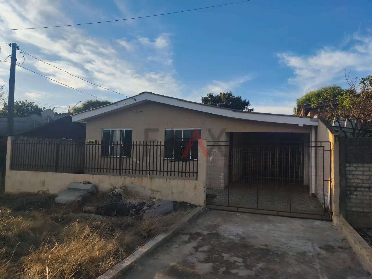 Imagem Casa à venda com amplo terreno, TANCREDO NEVES, GUARAPUAVA - PR