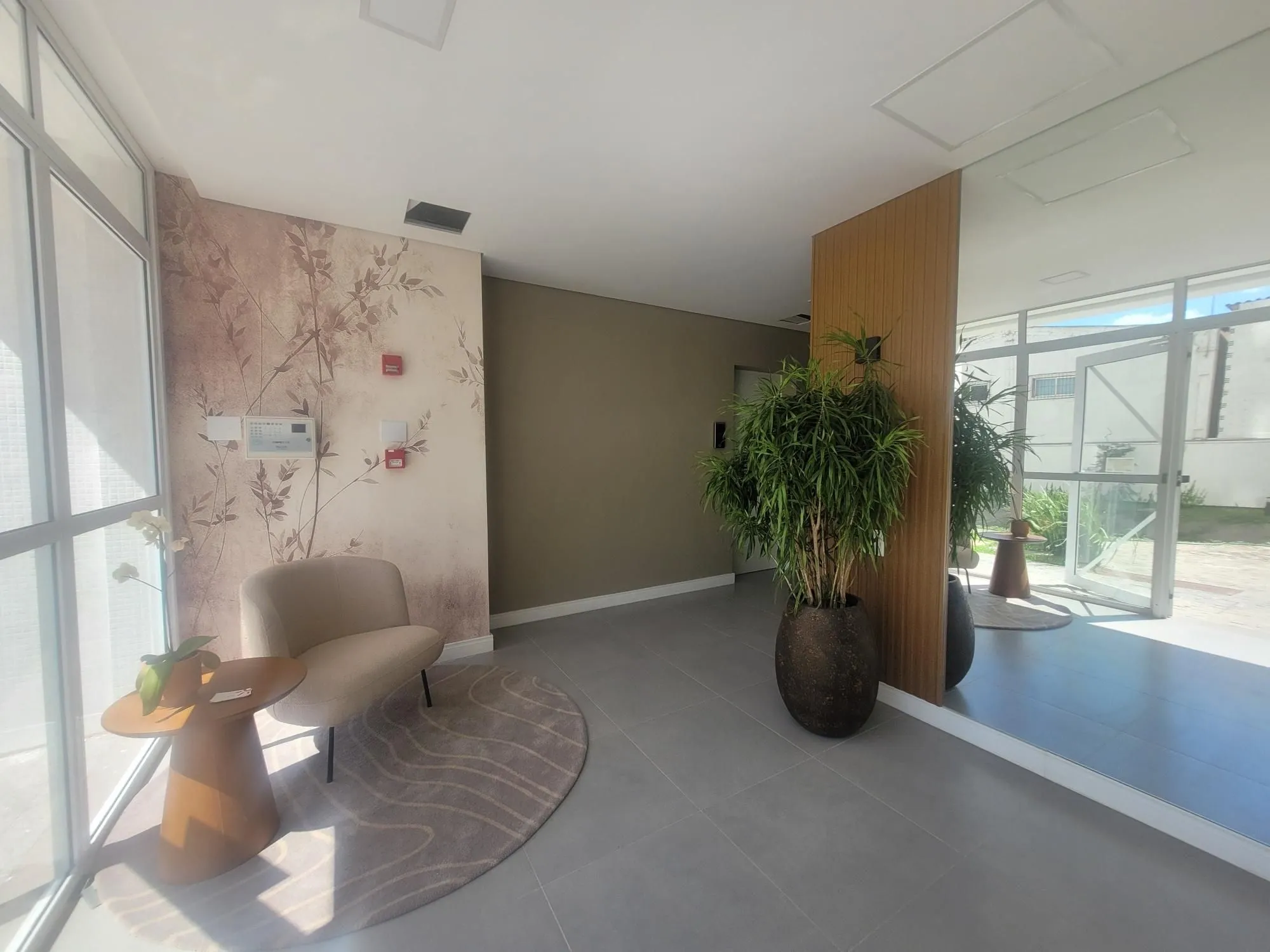 Imagem Excelente apartamento 3 dormitórios com 2 vagas próximo PUC-RS