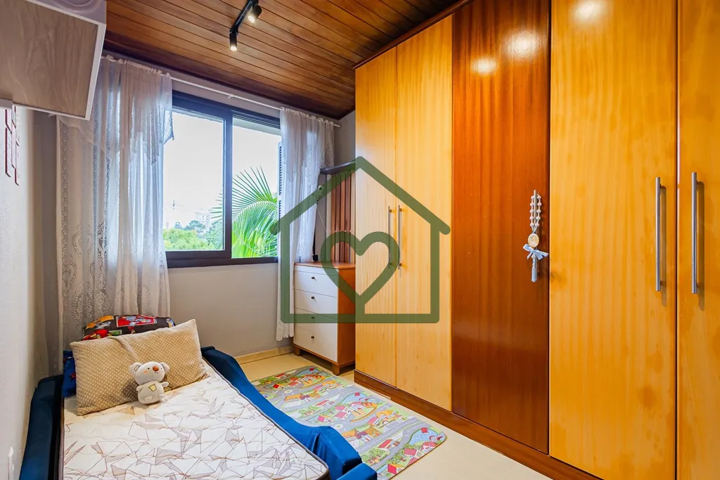 Imagem Descubra seu novo lar no coração do Jardim Ypu, uma das áreas mais residenciais de Porto Alegre. ...